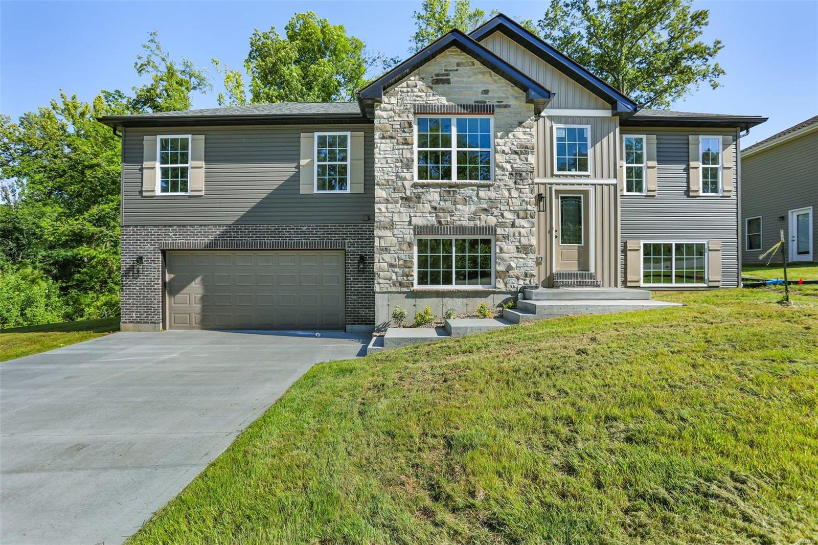 Watermill Dr, Washington, MO 63090