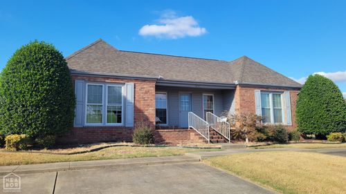 1814 Executive Sq, Jonesboro, AR, 72401-6085 | Card Image