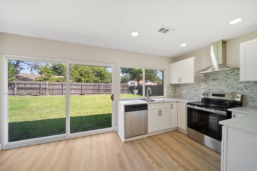 1317 Marblehead Dr, Lewisville, TX, 75067-5140 | Card Image
