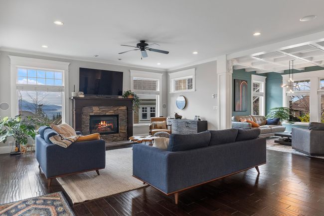 2644 Larkspur Crt, House other with 4 bedrooms, 4 bathrooms and 4 parking in Abbotsford BC | Image 10