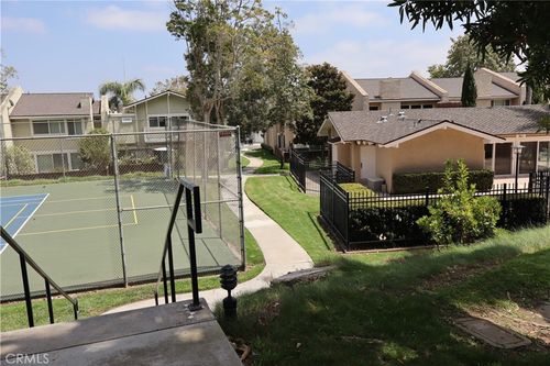 18507 Pueblo Cir, Huntington Beach, CA, 92646-1850 | Card Image