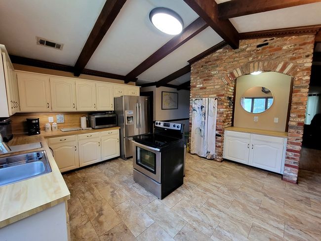 Kitchen | Image 71