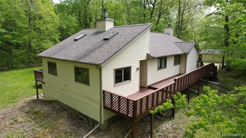 8180 Tipsico Trl, Holly, MI, 48442-9144 | Card Image
