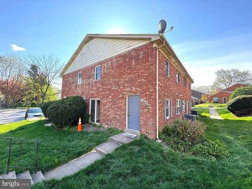 38c-9689 Hagel Circle, LORTON, VA, 22079 | Card Image