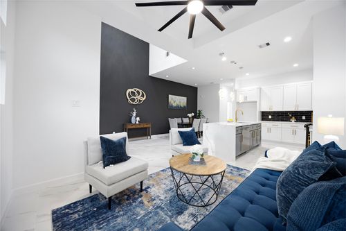 5125 Doolittle Blvd, Houston, TX, 77033-3457 | Card Image