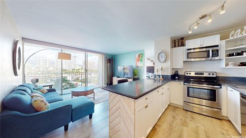 807-1925 Kalakaua Ave, Honolulu, HI, 96815-1810 | Card Image