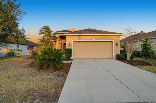 15692 Lemon Fish Dr, LAKEWOOD RANCH, FL, 34202-5844 | Card Image