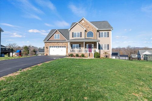1234 Autumn Run Dr, FOREST, VA, 24551-4776 | Card Image