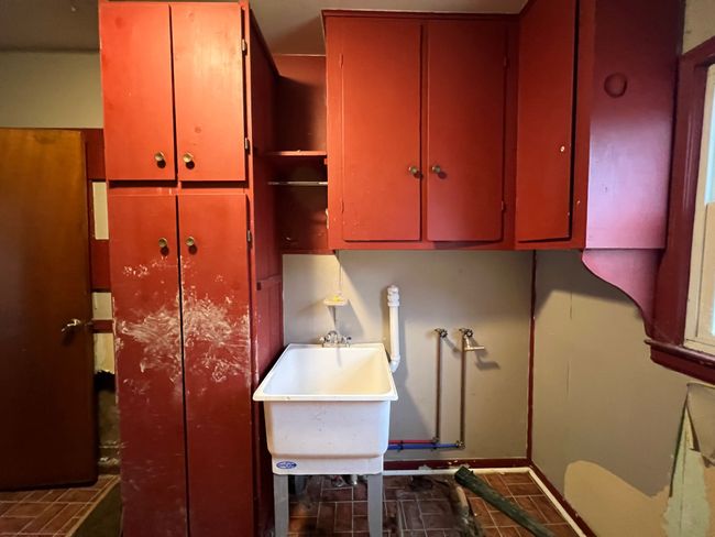 Laundry | Image 10