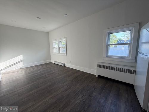 b-517 Bentley Avenue, BEVERLY, NJ, 08010 | Card Image