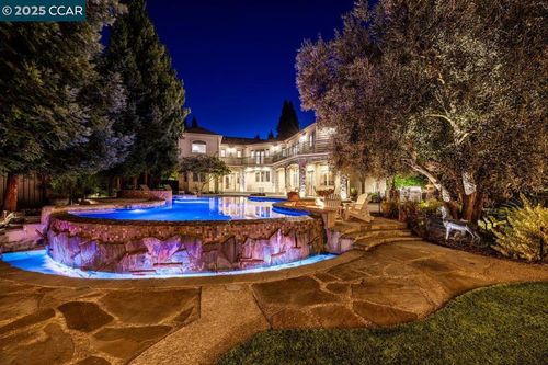 104 Muir Ln, Alamo, CA, 94507-2443 | Card Image