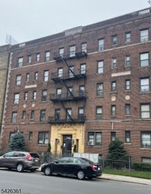 2d-1116 Anna St, Elizabeth, NJ, 07201-1436 | Card Image