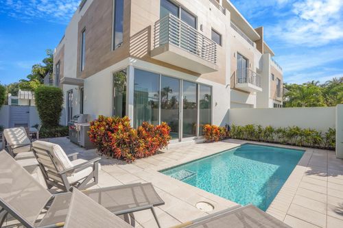 3-200 Ne 7th Ave, Delray Beach, FL, 33483-5519 | Card Image