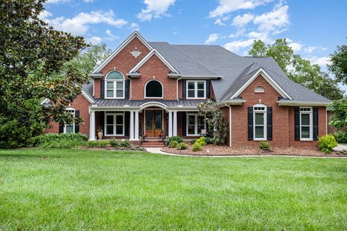 9711 Turner Ln, Brentwood, TN, 37027-8953 | Card Image