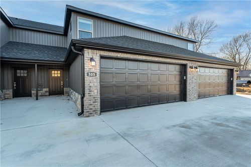 505 W Arkansas Street, Gentry, AR, 72734 | Card Image