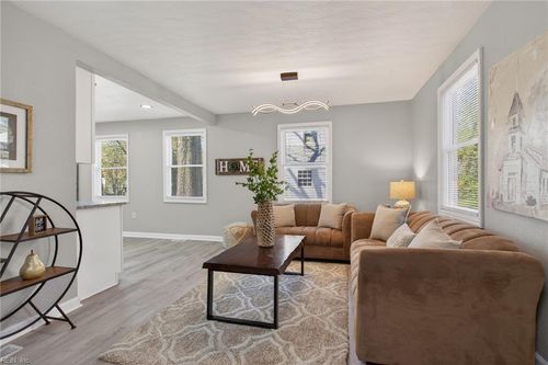 1633 Rolfe Pl, Newport News, VA, 23607-5821 | Card Image