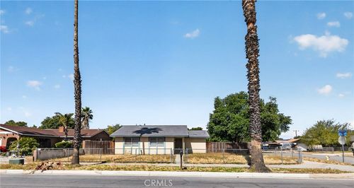 1631 Church St, Redlands, CA, 92374-2508 | Card Image