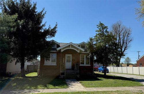 2318 Waterman Ave, Granite City, IL, 62040-4023 | Card Image