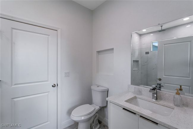 8006 Buttercup Cir, House other with 3 bedrooms, 3 bathrooms and null parking in LABELLE FL | Image 19