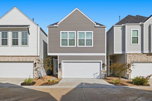 413 Stonework Landing Ln, Houston, TX, 77076-1087 | Card Image