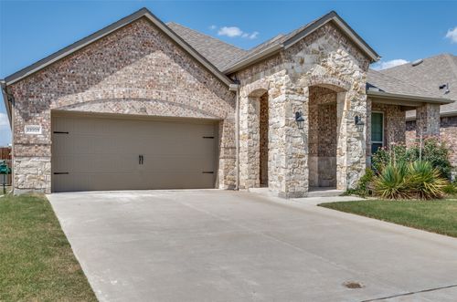 11009 Ranchera Dr, Aubrey, TX, 76227-4189 | Card Image