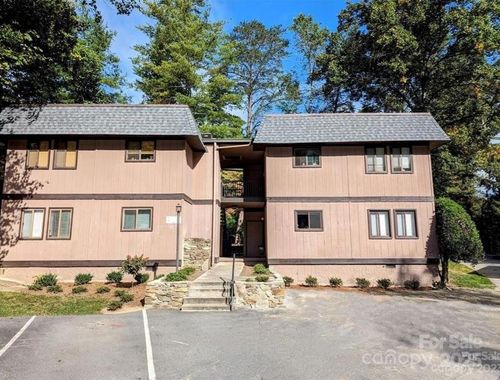 apt-b1-11 Lake Dr, Laurel Park, NC, 28739-4690 | Card Image