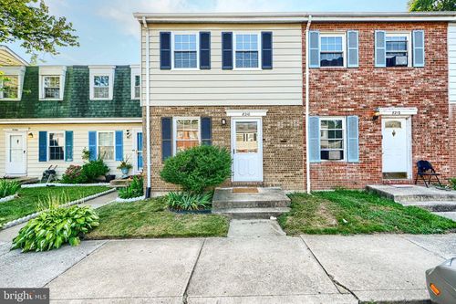 8210 Stewarton Ct, SEVERN, MD, 21144-2912 | Card Image