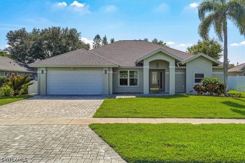 10225 Boca Cir, NAPLES, FL, 34109-7325 | Card Image