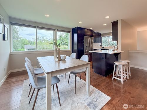 15003 108th Pl Ne, Bothell, WA, 98011-4837 | Card Image