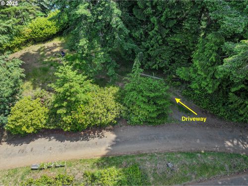 01107-620 Hilltop Dr, Lakeside, OR, 97449-9601 | Card Image
