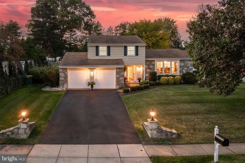 5967 Griscomb Dr, BENSALEM, PA, 19020-1130 | Card Image