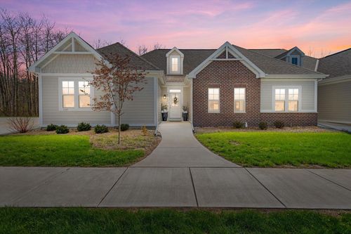 2165 W Colonial Woods Drive, Oak Creek, WI, 53154 | Card Image