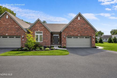 19 Shenandoah Cir, Sylvania, OH, 43560-4110 | Card Image
