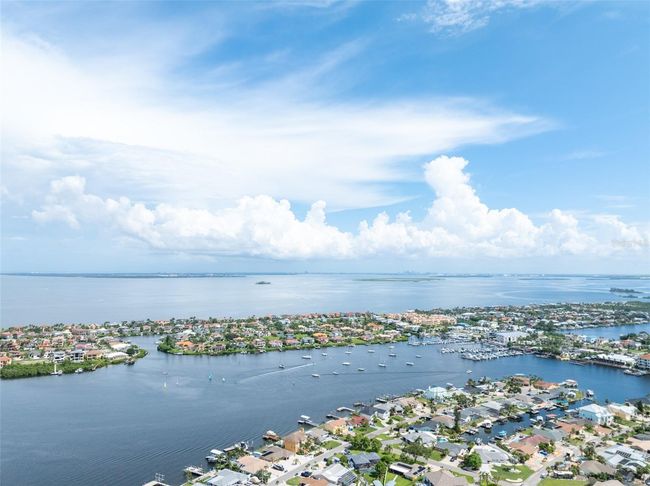 835 Symphony Isles Blvd, House other with 3 bedrooms, 3 bathrooms and null parking in APOLLO BEACH FL | Image 57
