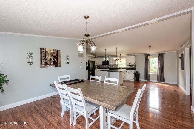 Formal dining space | Image 16