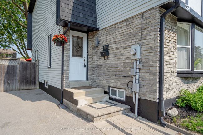 754 Hillcroft St, House attached with 4 bedrooms, 2 bathrooms and 3 parking in Oshawa ON | Image 37