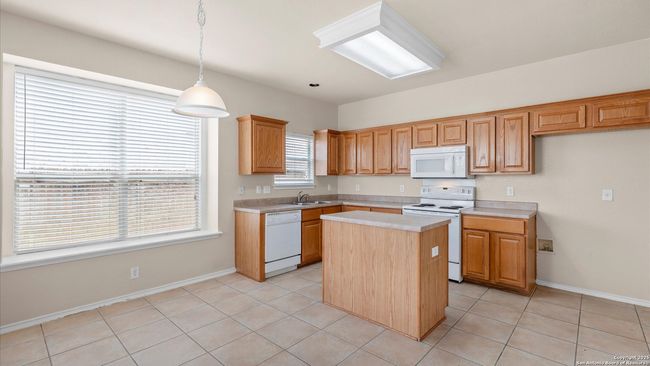 128 Pilot Pt, House other with 4 bedrooms, 3 bathrooms and null parking in Cibolo TX | Image 8