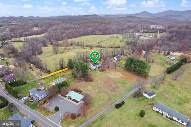 12007 Briar Patch Rd, House other with 4 bedrooms, 3 bathrooms and null parking in HUME VA | Image 49