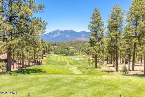 1590 E Castle Hills Dr, Flagstaff, AZ, 86005-2723 | Card Image