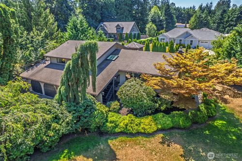 8 143rd St Sw, Lynnwood, WA, 98087-6703 | Card Image