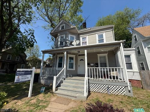 34 Cumberland Ave, Trenton, NJ, 08618-5414 | Card Image
