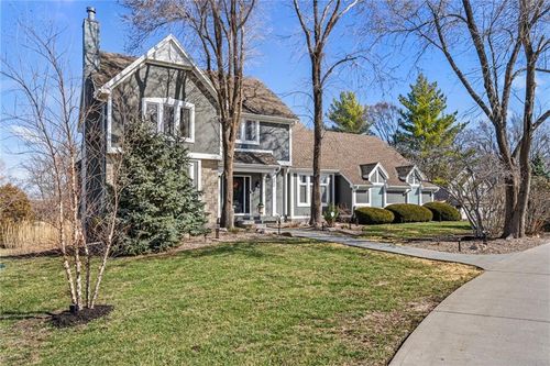 3850 W 183rd St, Stilwell, KS, 66085-9250 | Card Image