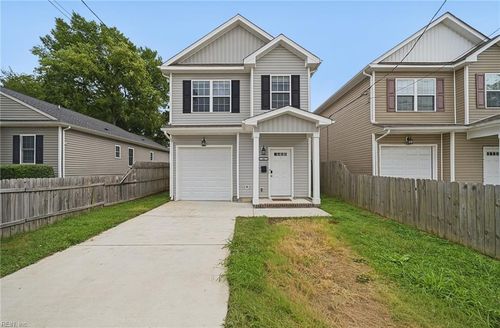 18 Maplewood St, Hampton, VA, 23669-3362 | Card Image