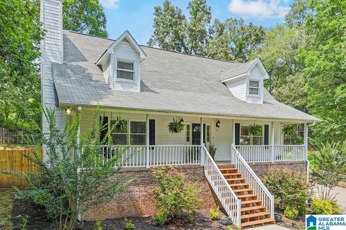 2089 Edenwood Cir, HUEYTOWN, AL, 35023-5770 | Card Image
