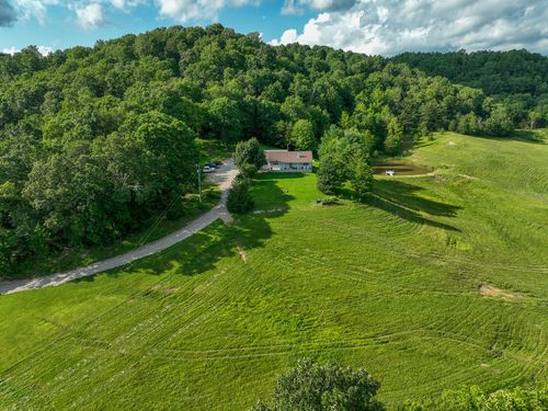 1445 Bastin Creek Rd, Kings Mountain, KY, 40442-9022 | Card Image