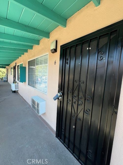 6-711 N Soldano Ave, Azusa, CA, 91702 | Card Image