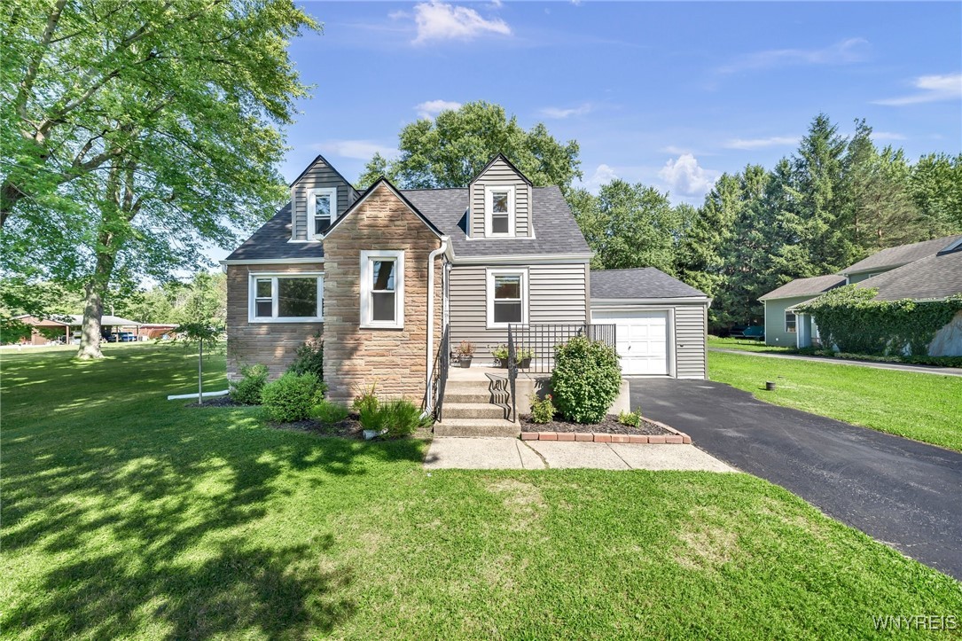 Borden Rd, Depew, NY 14043