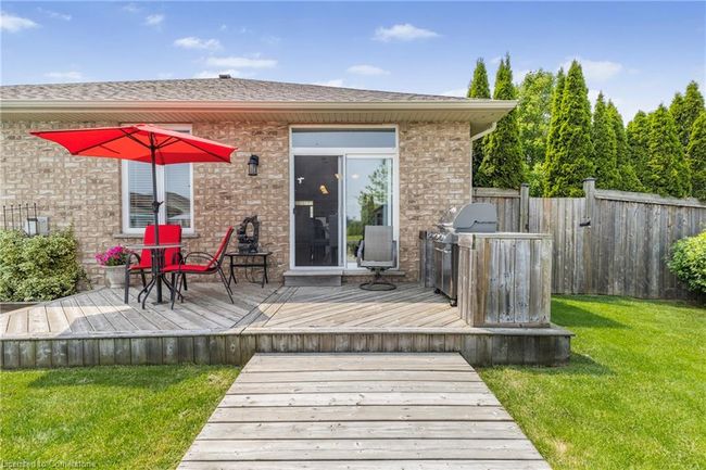 14 Mapleview Dr, House other with 2 bedrooms, 3 bathrooms and 6 parking in Hagersville ON | Image 38