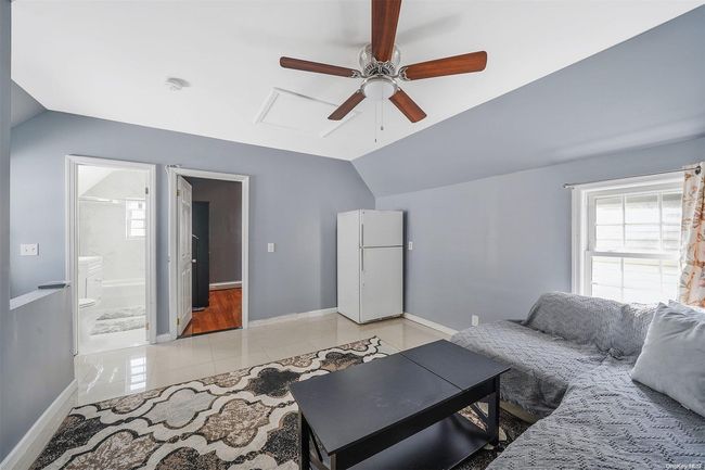 130-13 Lefferts Blvd, House other with 3 bedrooms, 3 bathrooms and null parking in S Ozone Park NY | Image 21
