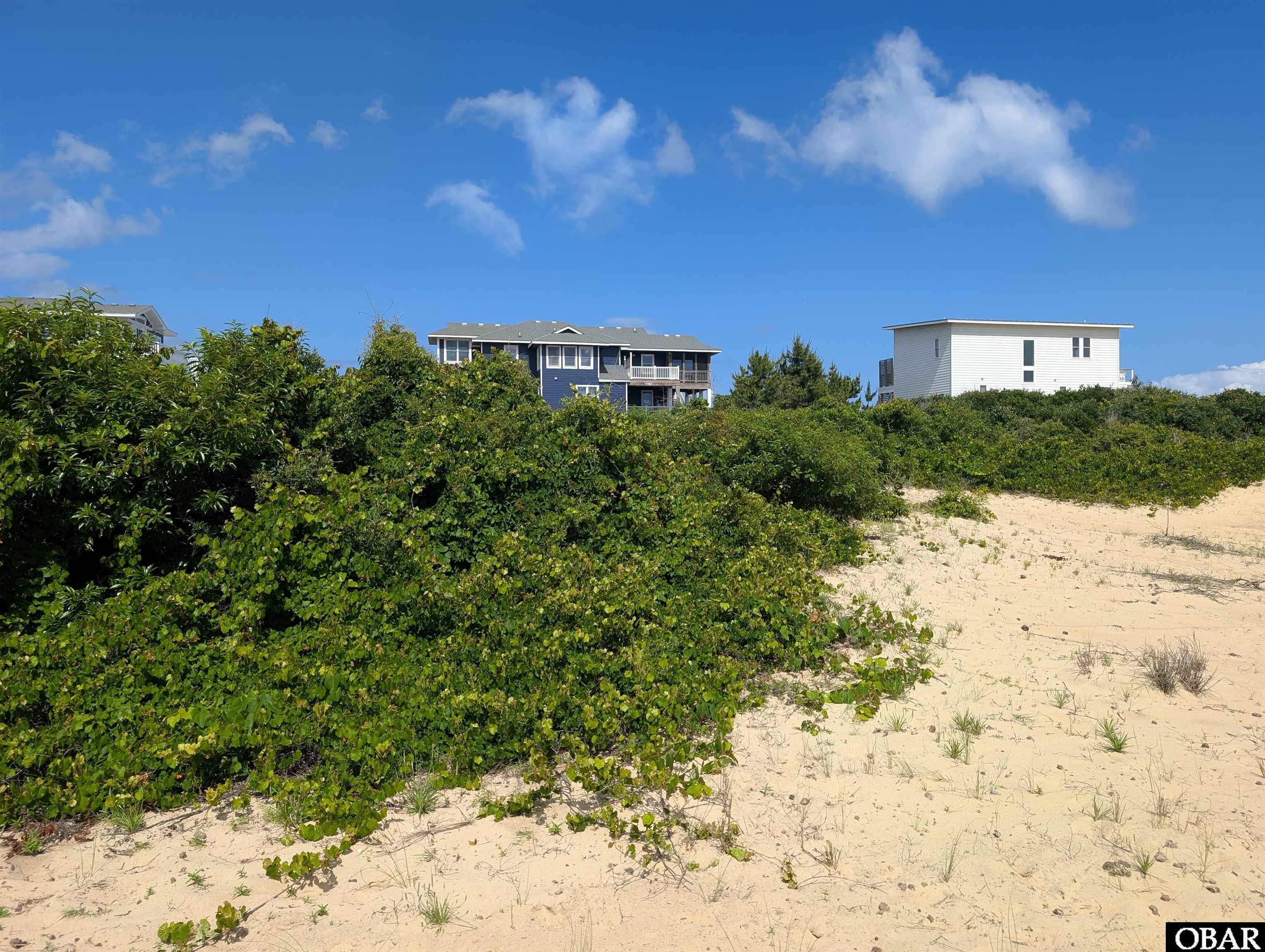 Land in Corolla 3